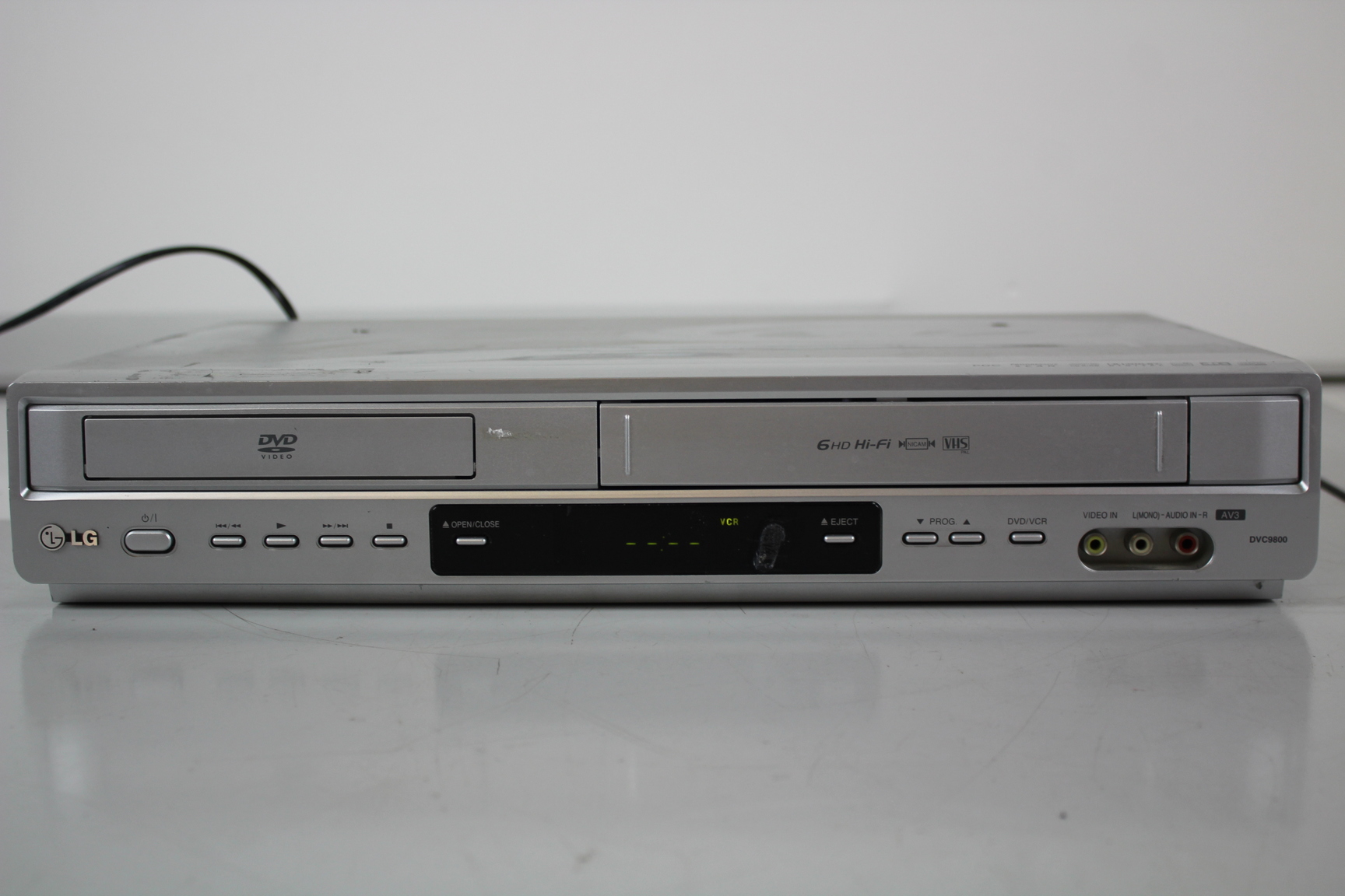 Image of LG DVC 9800 DVD VHS Combo