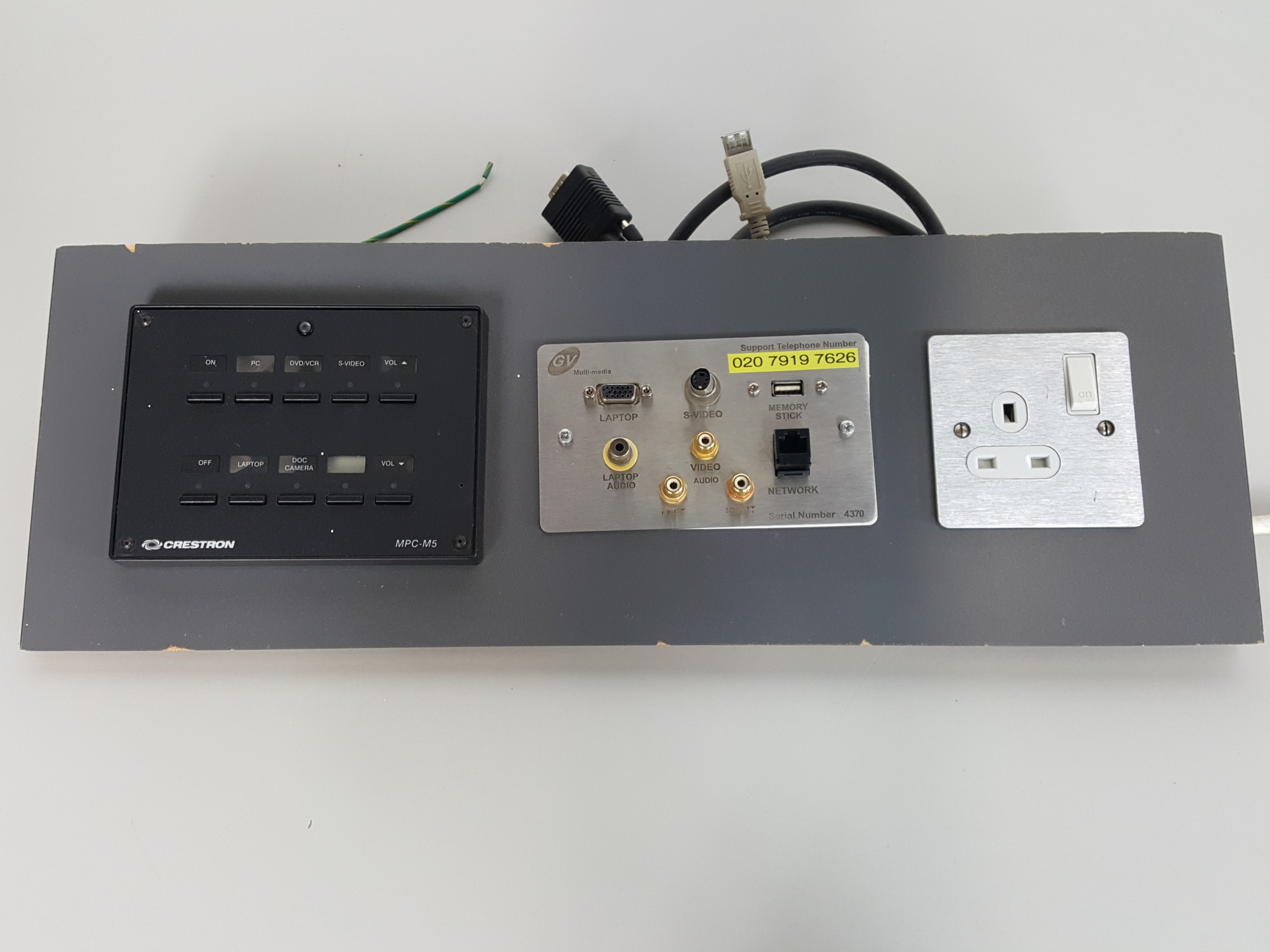 Image of Crestron MPC-M5, GV Multimedia and Single Power Socket + Mounting Panel