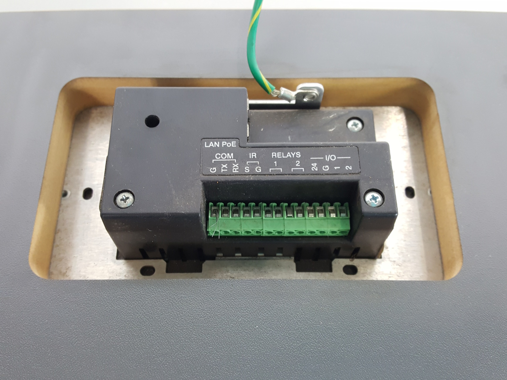 Image of Crestron MPC-M5, GV Multimedia and Single Power Socket + Mounting Panel
