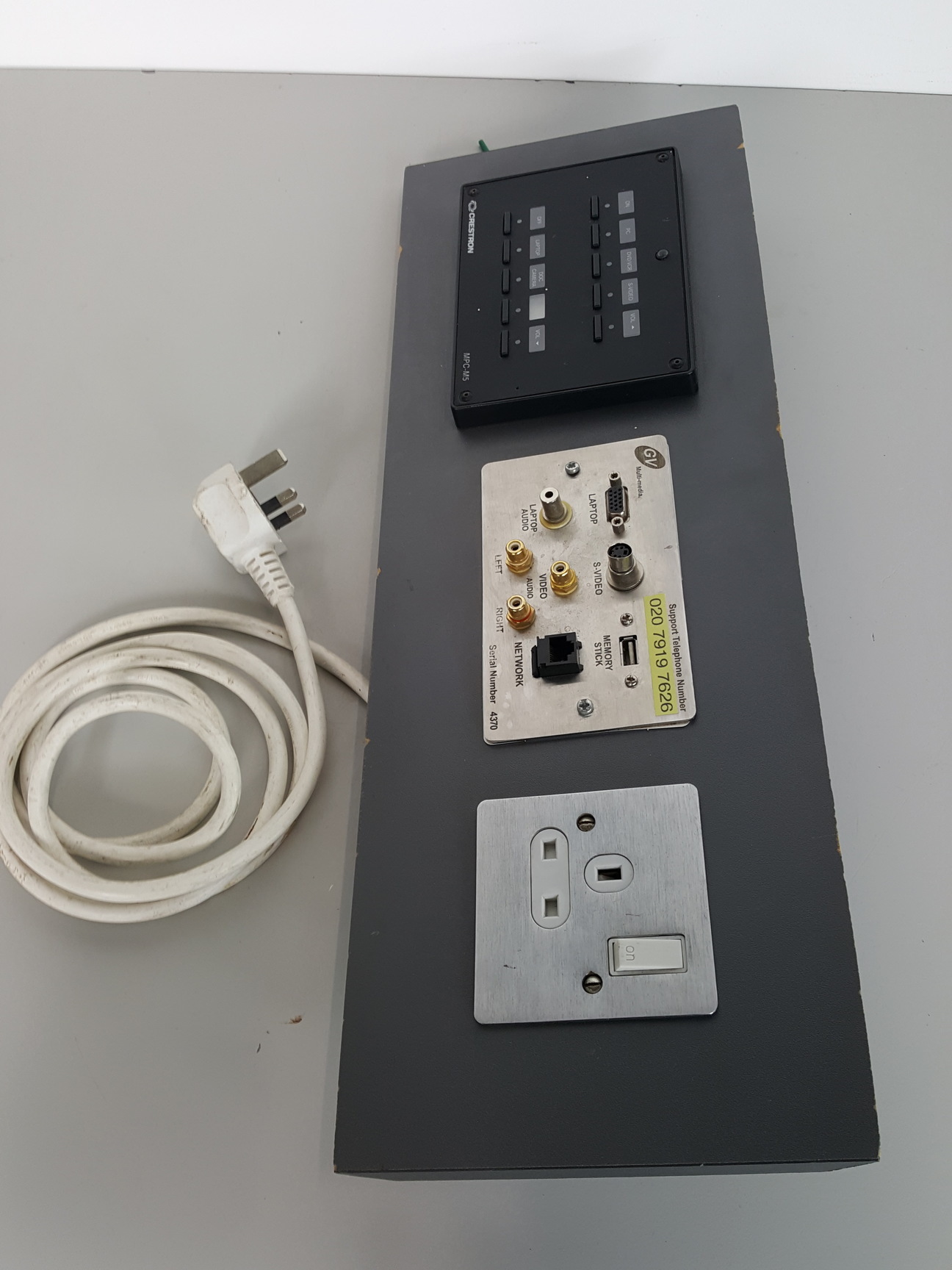 Image of Crestron MPC-M5, GV Multimedia and Single Power Socket + Mounting Panel