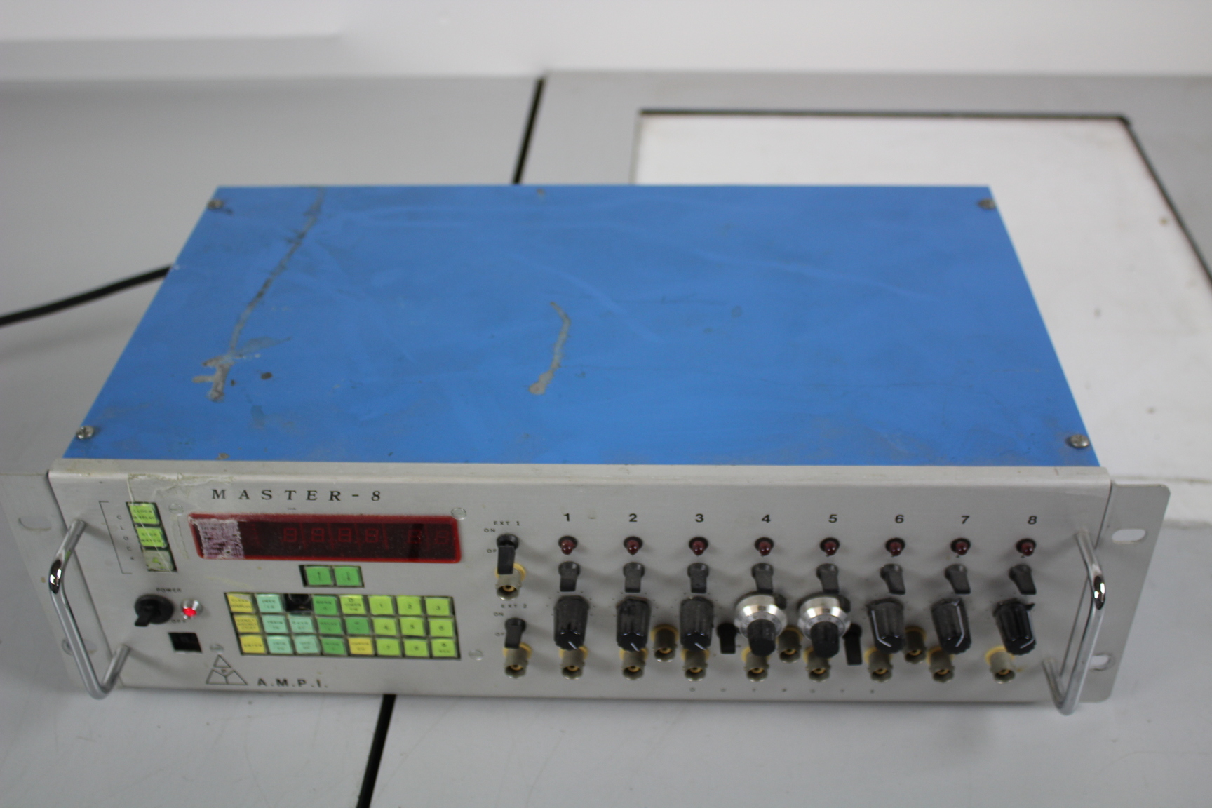 Image of A.M.P.I. Master 8 Stimulators 