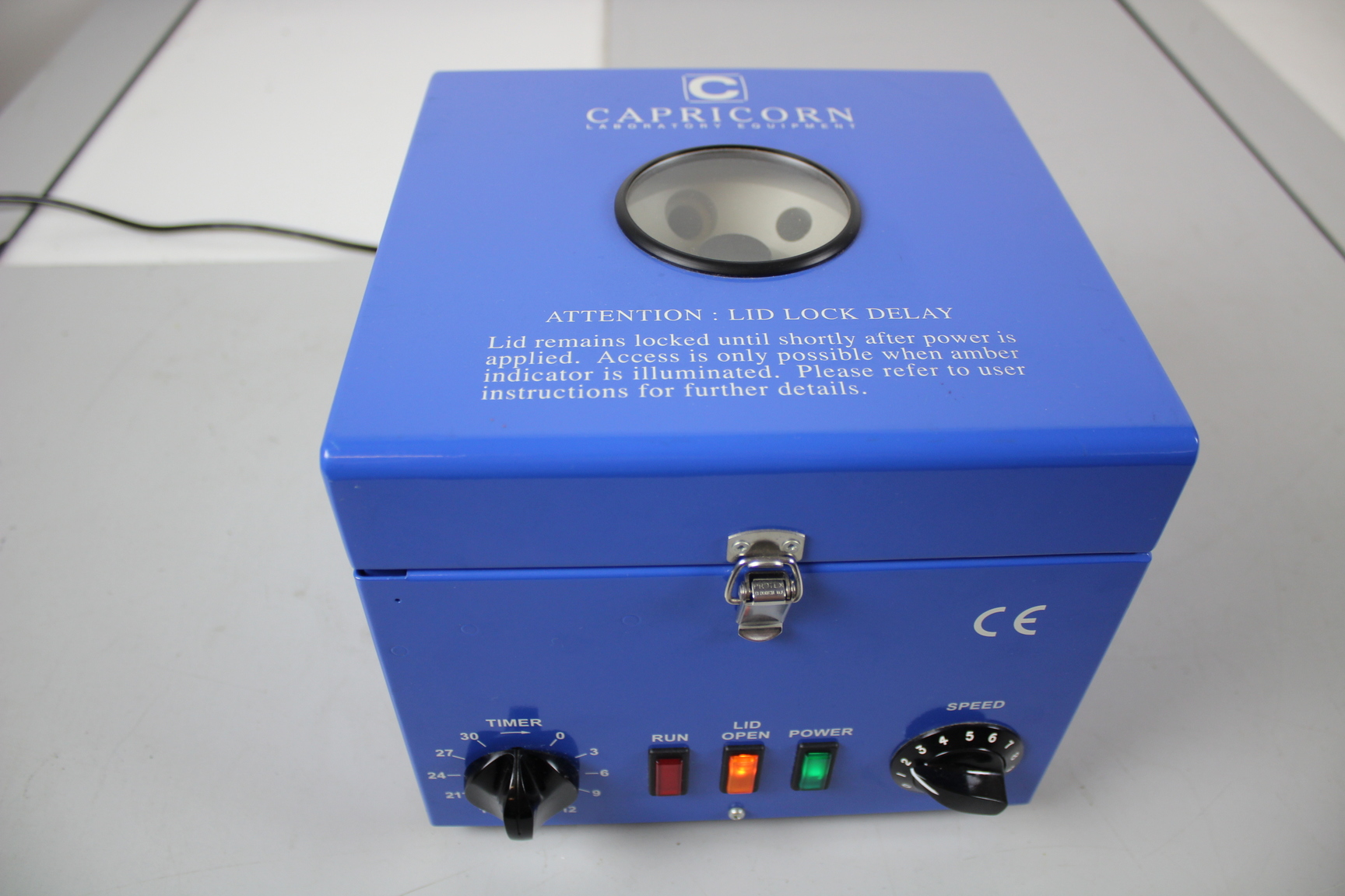 Image of Capricorn Laboratory Equipment Centrifuge CEP2000