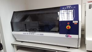 Thumbnail image of Genetix QPIX Microbial Colony and Array Picker Lab Picking