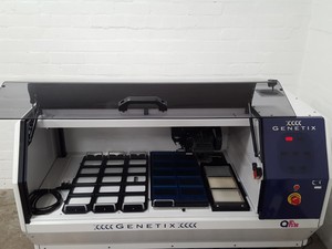 Thumbnail image of Genetix QPIX Microbial Colony and Array Picker Lab Picking