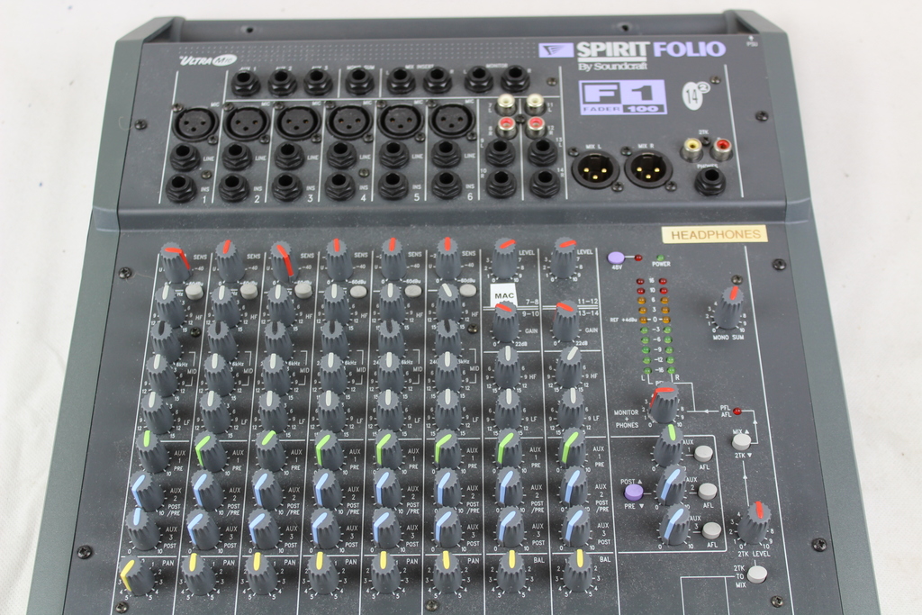 Image of Soundcraft Spiritfolio F1 F100 14 channel 14:2 sound mixer
