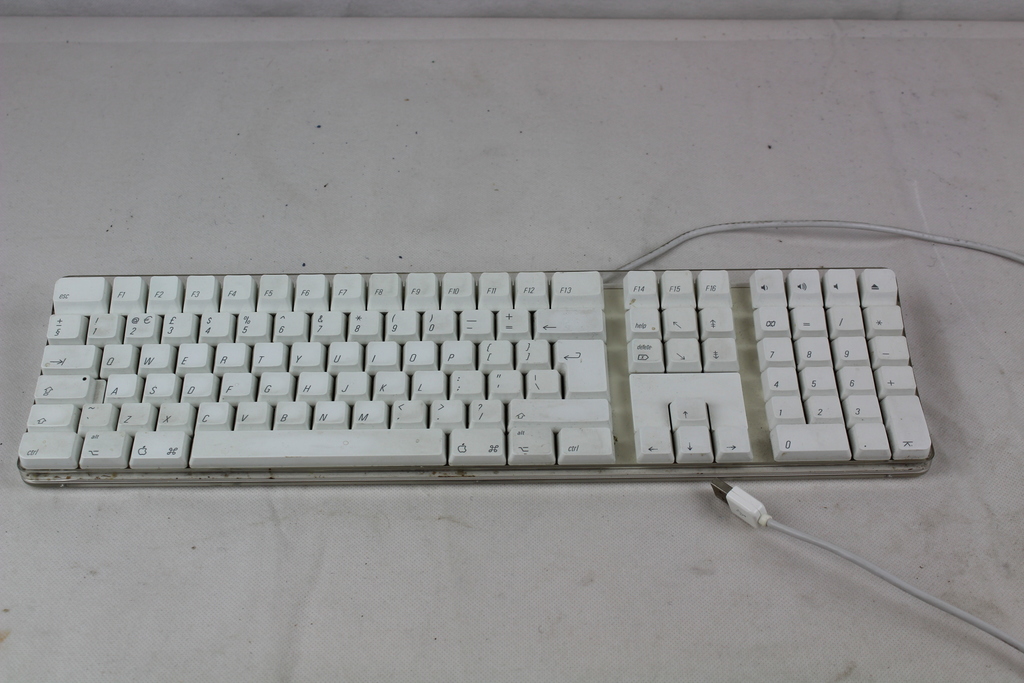 Image of Apple Keyboard Model A1048 Wired Keyboard