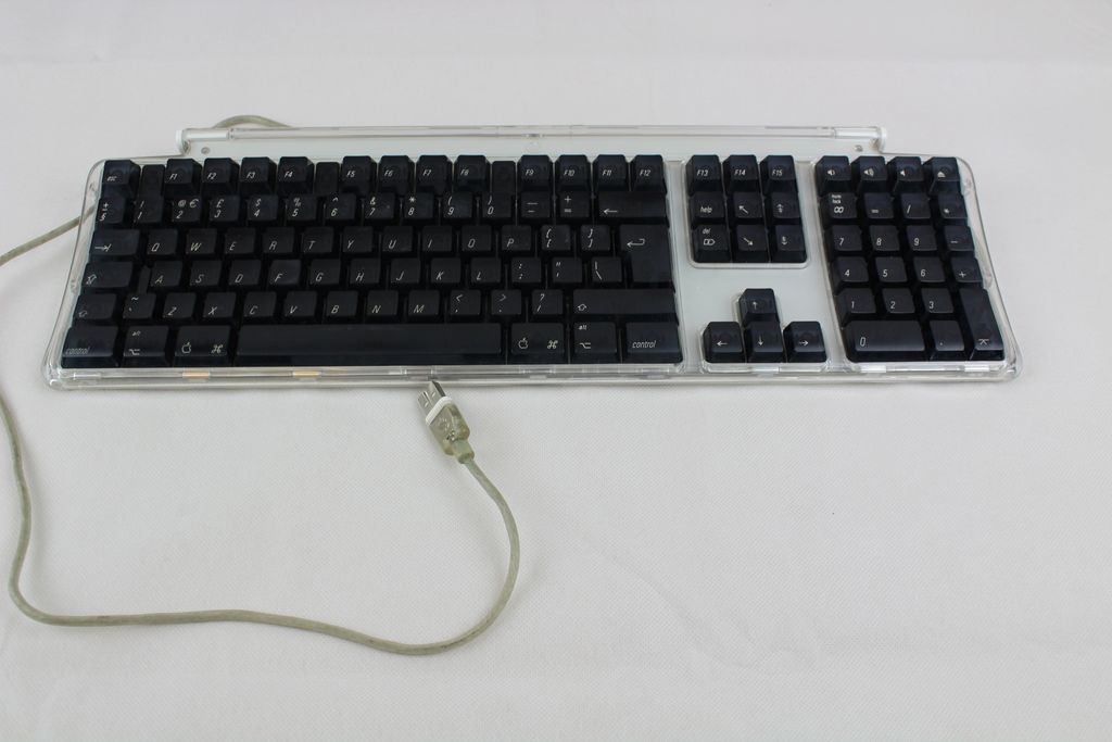 Image of Genuine Apple M7803 Wired USB Keyboard