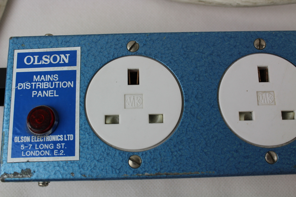 Image of Olson Mains Distribution Panel 10 x 13A MK Outlet N13A/10 Special