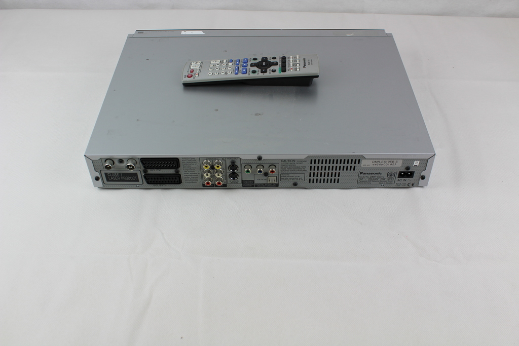 Image of Panasonic DVD Recorder DMR-ES10 with Original Remote