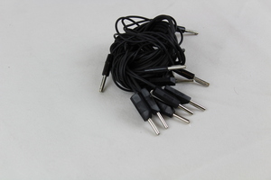 Thumbnail image of 7 4mm Stackable leads and plugs and 10 normal black leads unshrouded plugs