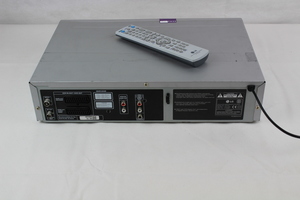 Thumbnail image of LG DV1010 DVD and VHS Combo