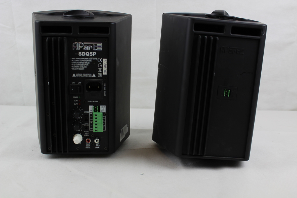 Image of Pair of Apart SDQ5P Speakers, broken, spares or repair