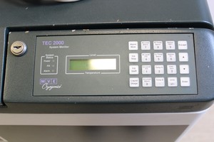 Thumbnail image of MVE Cryogenics XLC 500 with TEC 2000 System Monitor