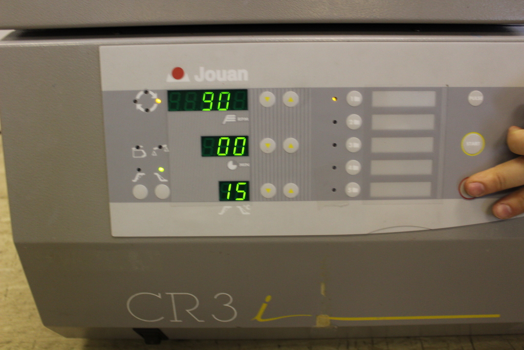Image of Jouan CR3i Mid Bench Centrifuge