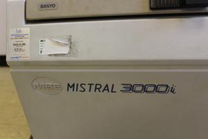 Thumbnail image of Sanyo Mistral 3000i Large Bench Centrifuge FAULTY, Spares and Repairs