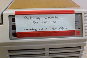Thumbnail image of Sanyo Mistral 3000i Large Bench Centrifuge FAULTY, Spares and Repairs