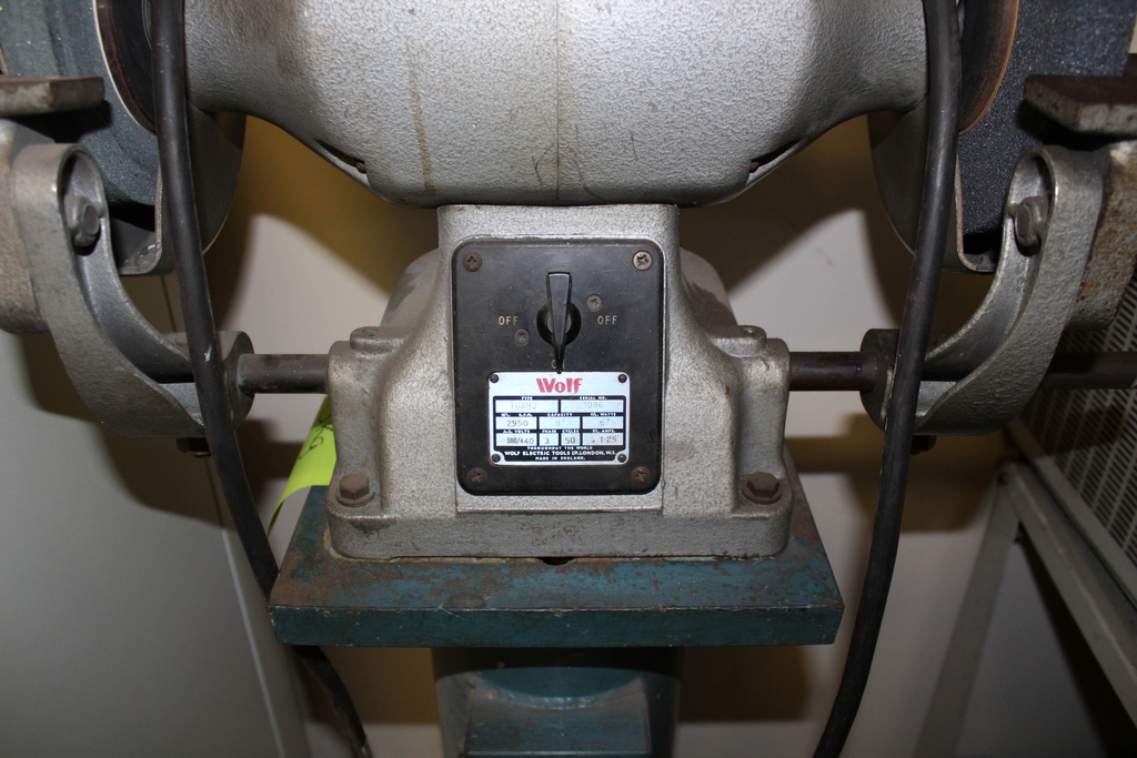 Image of Wolf TG8HJ Double Ended Pedestal Grinder