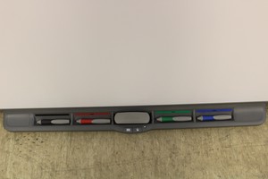 Thumbnail image of SmartBoard (205cm diagnally)  with Tray and Wall Mount Brackets