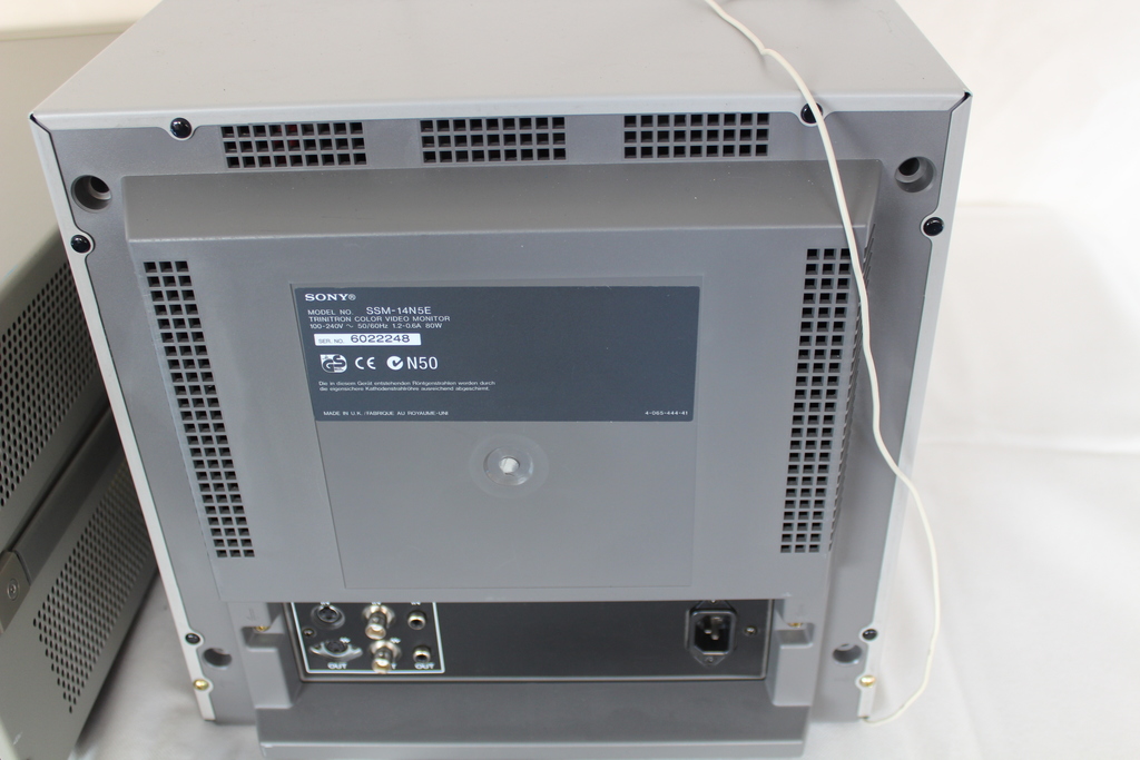 Image of Hewlett-Packard 54750A Digitizing Oscillscope with Sony SSM-14N5E Monitor