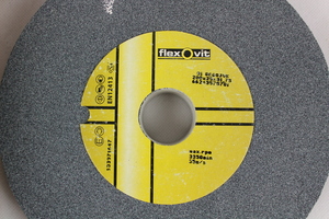 Thumbnail image of Pack of 2 Grinding Wheels 200mm x 25mm x 31.75mm