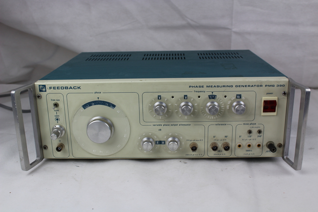 Image of  Phase Measuring Generator PMG 390