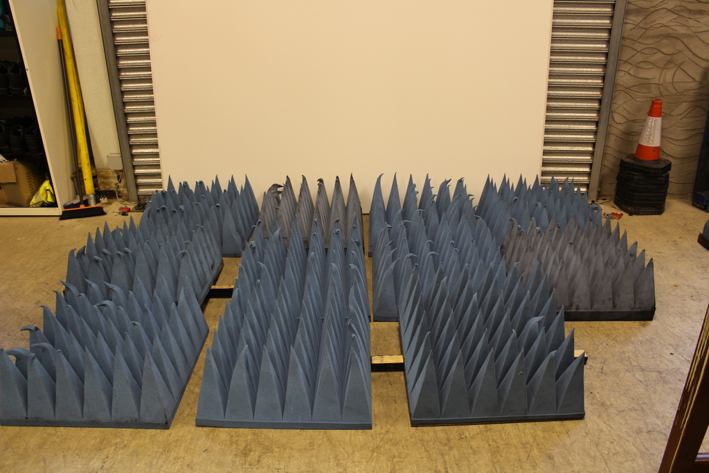 Image of Anechoic Foam Pyramidal Absorber NRL 