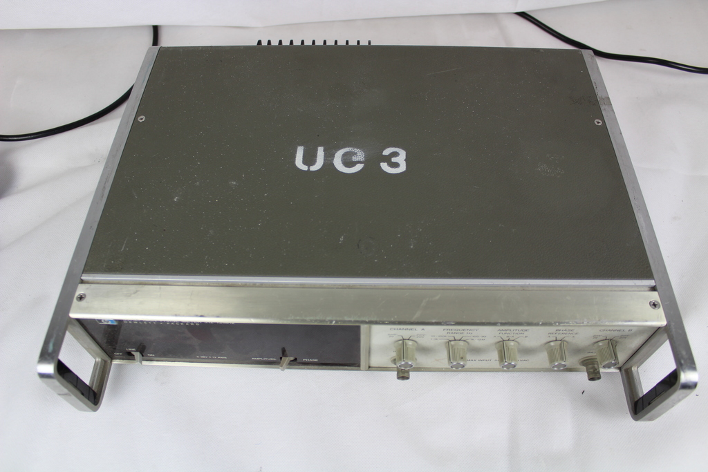 Image of Gain-Phase Meter 3575A