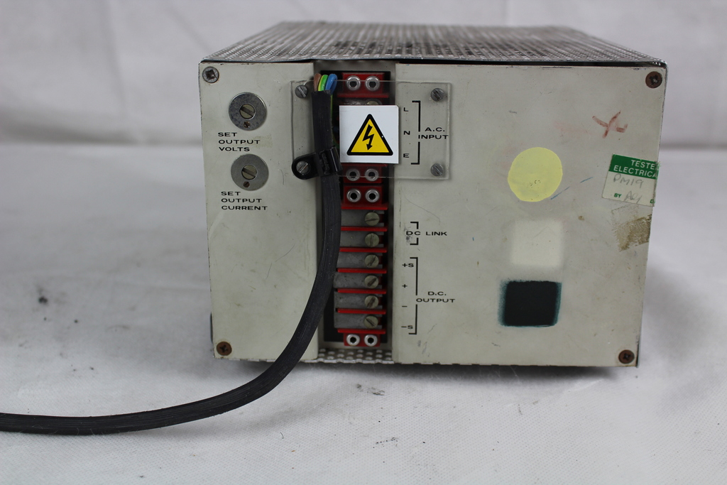 Image of PM19 0-7V 10A