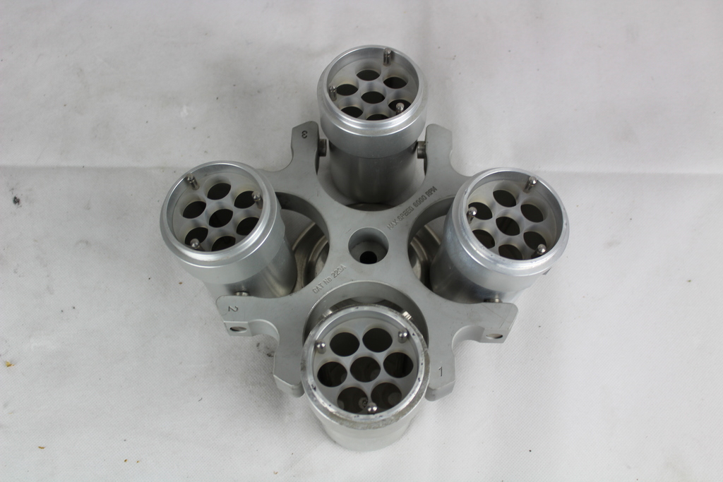Image of Bucket Rotor and Four Buckets