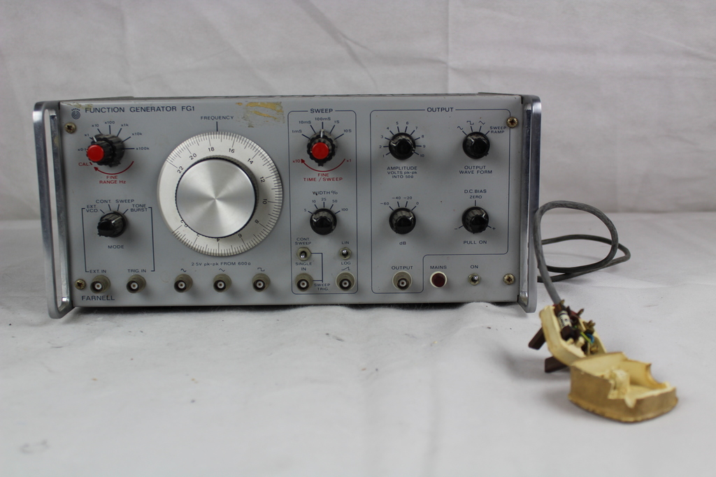 Image of Function Generator FG1