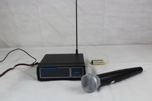 Thumbnail image of SM58 Wireless Microphone + Receiver + Case