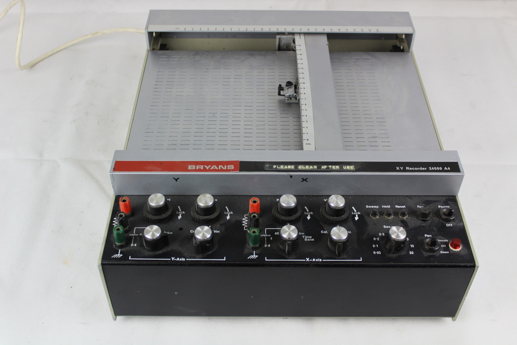 Image of XY Recorder A4