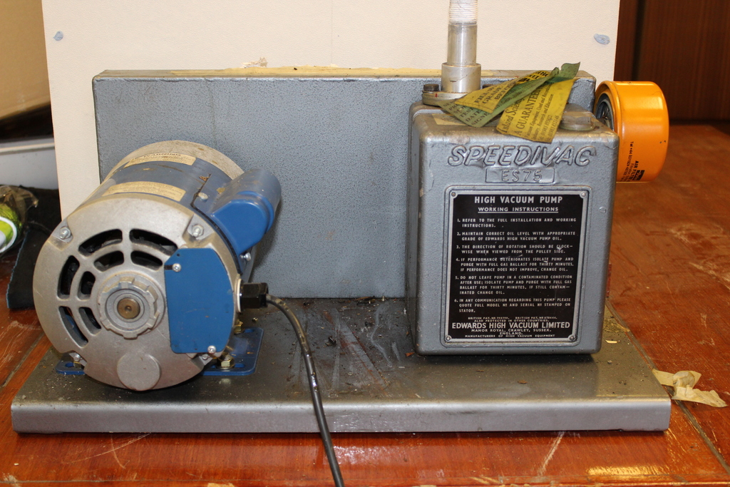 Image of Speedivac High Vacuum Pump ES75