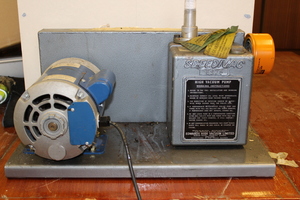 Thumbnail image of Speedivac High Vacuum Pump ES75