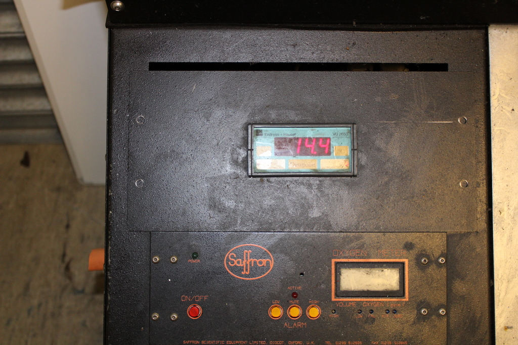Image of Alpha Glove Box and Edwards E2M8 Vacuum Pump