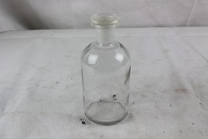 Thumbnail image of Vintage 500ml Glass Lab Bottle, Apothecary Bottle