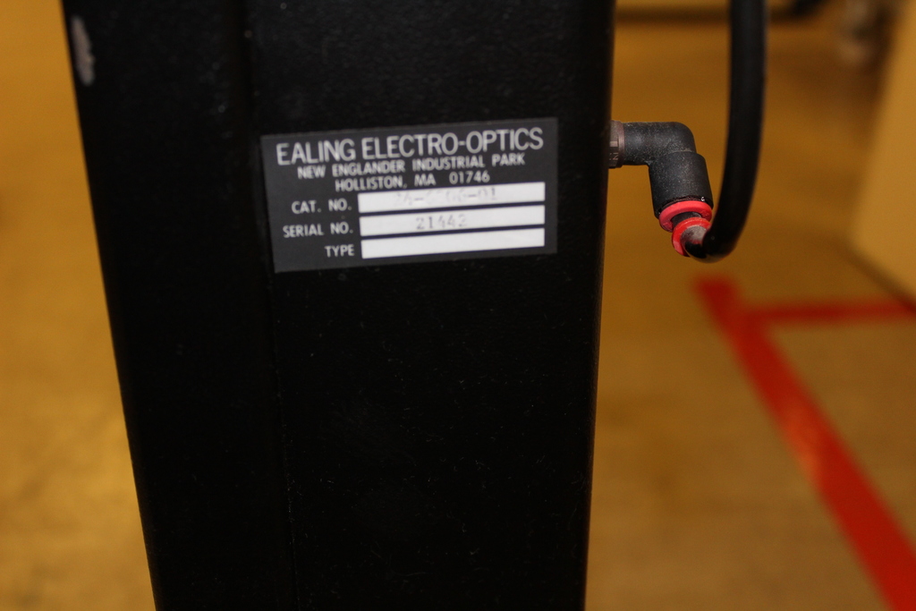Image of Air / Vibration Table w/ 5cm Breadboard Model: 24-6306-01