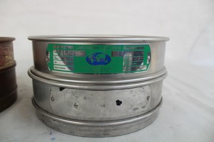 Thumbnail image of 4 Laboratory Sieves, 21.5cm  diameter & 5cm internal depth Lab Equipment