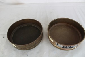 Thumbnail image of 4 Laboratory Sieves, 21.5cm  diameter & 5cm internal depth Lab Equipment
