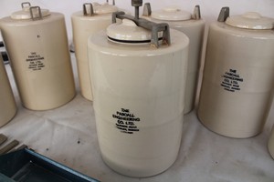 Thumbnail image of Ball Mill Set of 8 Ceramic Jars & Seals, Processing, Milling, Engineering
