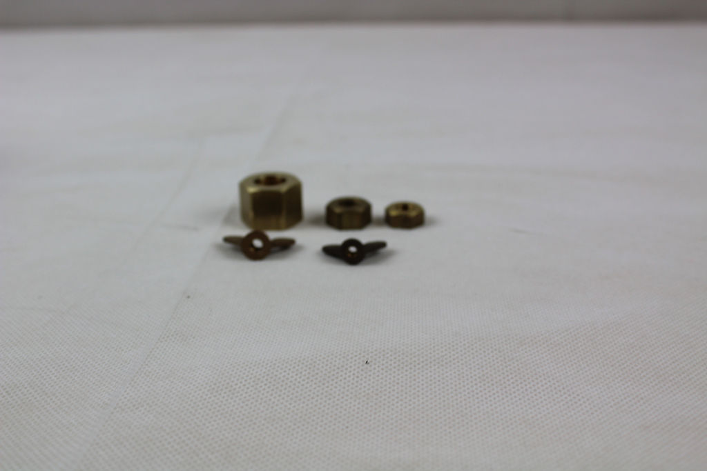 Image of 5.2 Kilos of assorted Brass Nuts and Wing Nuts 