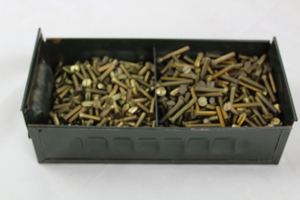 Thumbnail image of 9.4 Kilos of Brass Screws OBA x 11/2" CSK HD & OBA x 1" CSK HD