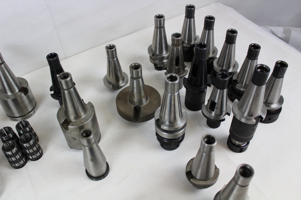 Image of Milling Tools Job Lot 33 Toolholders Arbor Adapter and 48 Collets