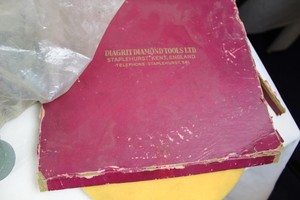 Thumbnail image of Mixed lot of diamond Cutting Wheels and Grinding Discs