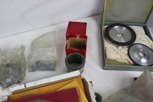 Thumbnail image of Mixed lot of diamond Cutting Wheels and Grinding Discs