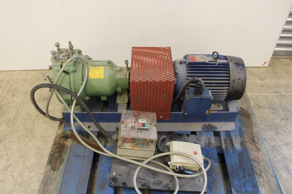 Image of Type NKK 32-160 M/O with Brook Crompton DF132SB Motor