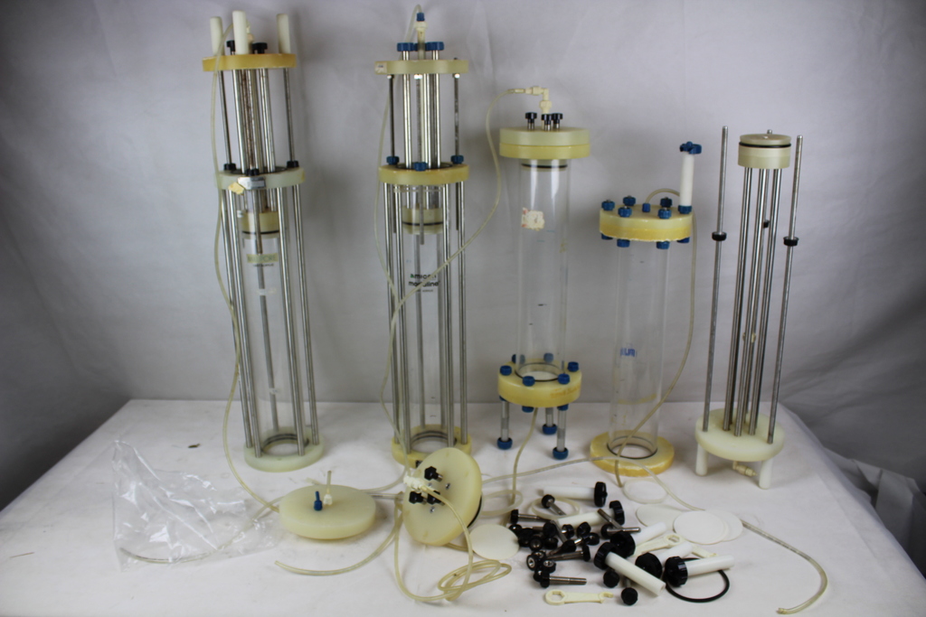 Image of Acrylic Casting Columns Job Lot Amicon Moduline, P90 x 500