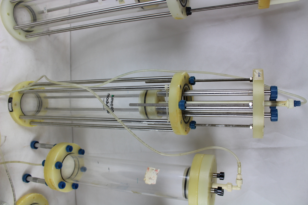 Image of Acrylic Casting Columns Job Lot Amicon Moduline, P90 x 500