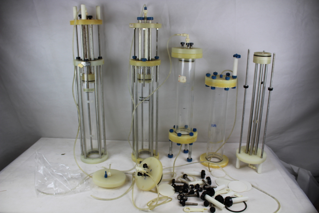Image of Acrylic Casting Columns Job Lot Amicon Moduline, P90 x 500