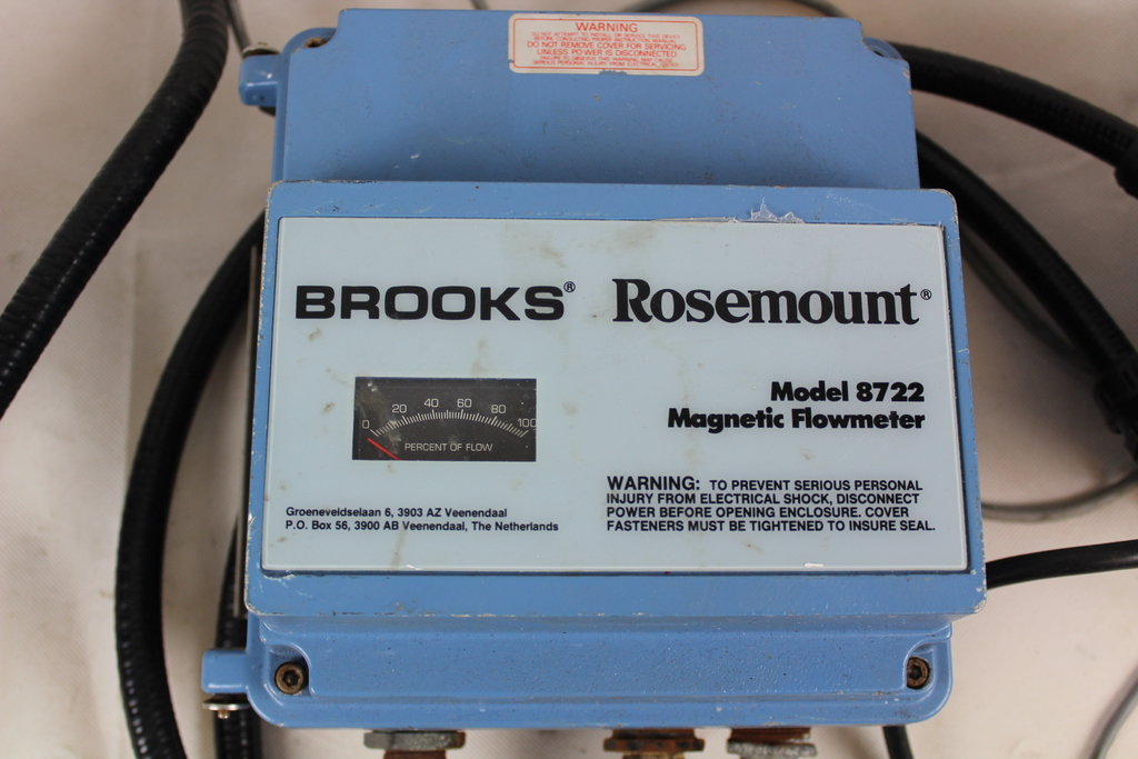Image of Brooks Magnetic Flow Transmitter RA24, Flowmeter 8722, Flowtube 8711 